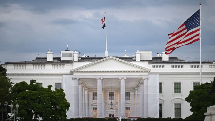 Trump akan bertemu dengan Penjabat Presiden Venezuela