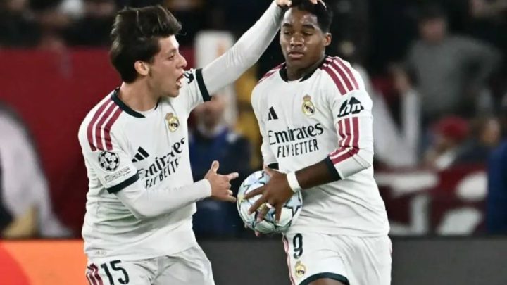 Tiga gol menit-menit terakhir antar Madrid tekuk Roma 4-3