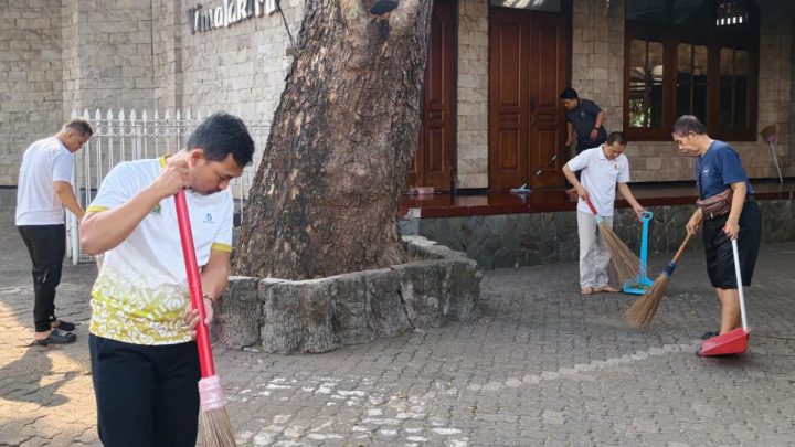 Ditjen Bimas Buddha gelar bersih-bersih Vihara sambut HUT ke-21