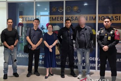 WNA China ditolak masuk Indonesia diduga curi barang di pesawat