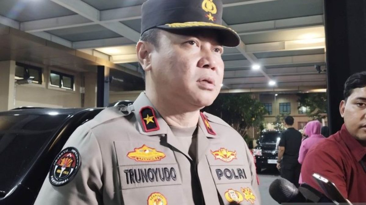 Kapolri lantik dan sertijab 27 pejabat dan kapolda baru