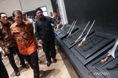 Kemarin, pengasuhan digital hingga peresmian Museum Keris Indonesia