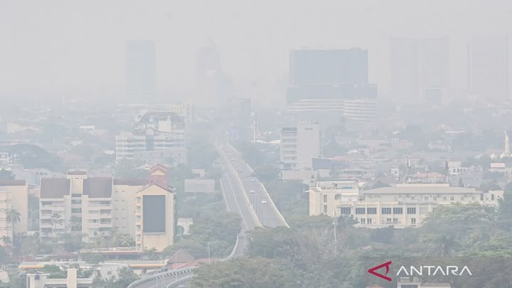 Jumat, kualitas udara Jakarta terburuk keempat di dunia