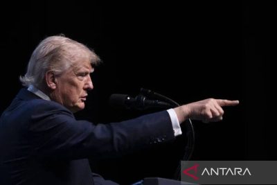 Trump: Sudah waktunya Ukraina “pilih presiden baru”