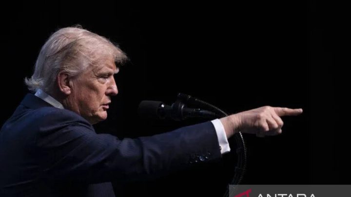 Trump: Sudah waktunya Ukraina “pilih presiden baru”