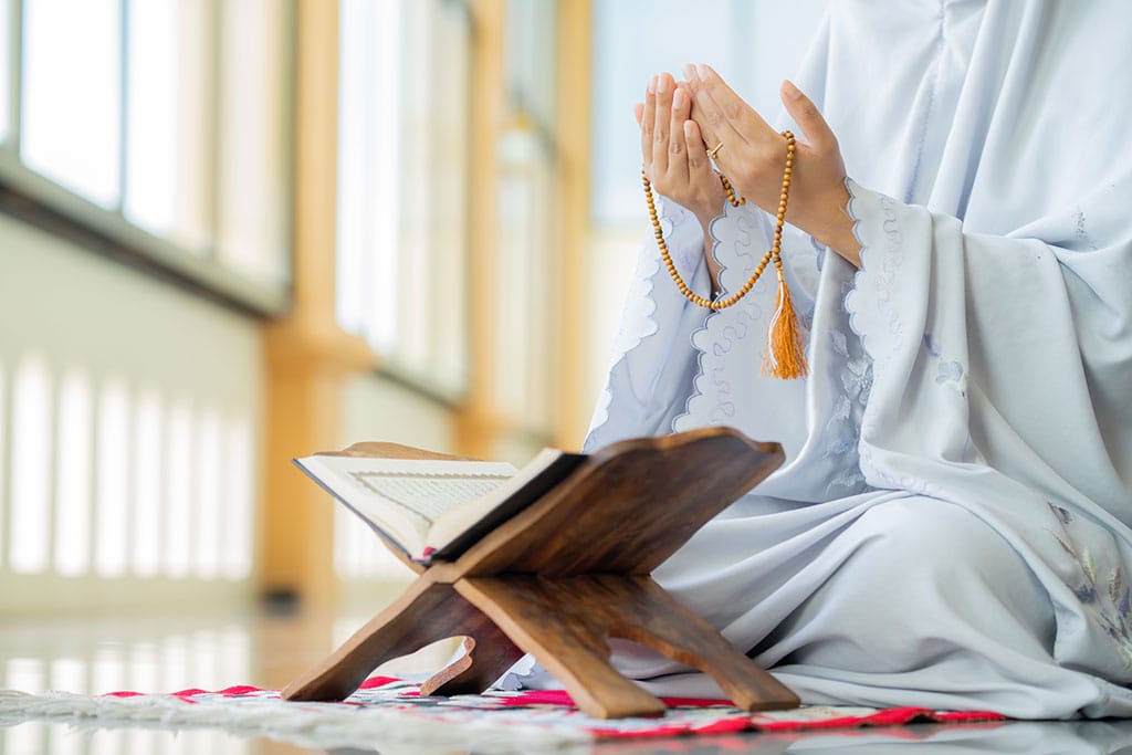 Mendekatkan Diri kepada Allah SWT