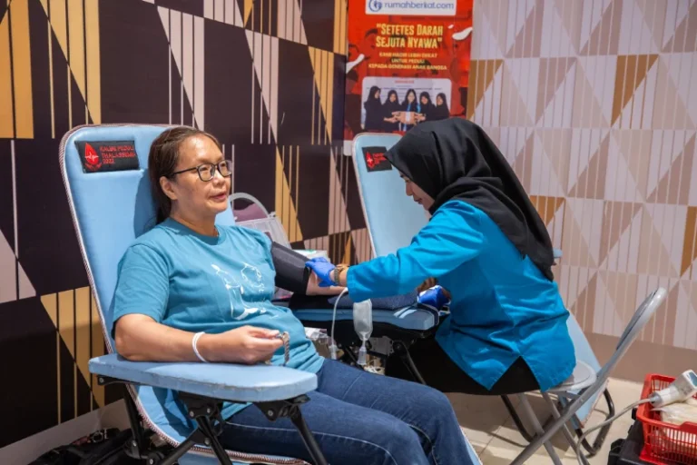 Rumahberkat.com & Rumahsosial.com Bersatu untuk Kemanusiaan