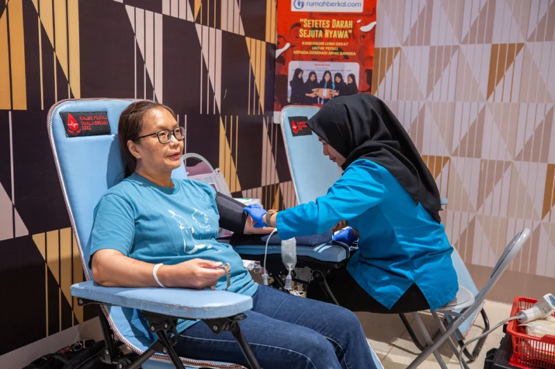 Donor Darah “Setetes Darah Sejuta Nyawa”: Rumahberkat.com & Rumahsosial.com Bersatu untuk Kemanusiaan