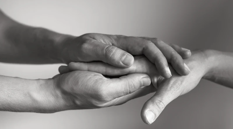 7 Cara Membantu Orang Lain dengan Ikhlas