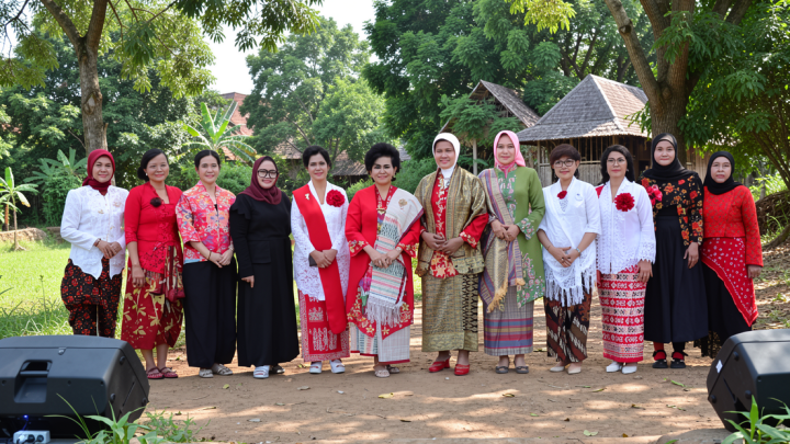 Lewat Festival Merah Putih, organisasi perempuan lestarikan budaya