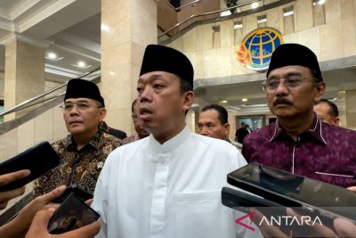 Hukum kemarin, KPK geledah rumah Dirjen hingga Nusron bantah mundur