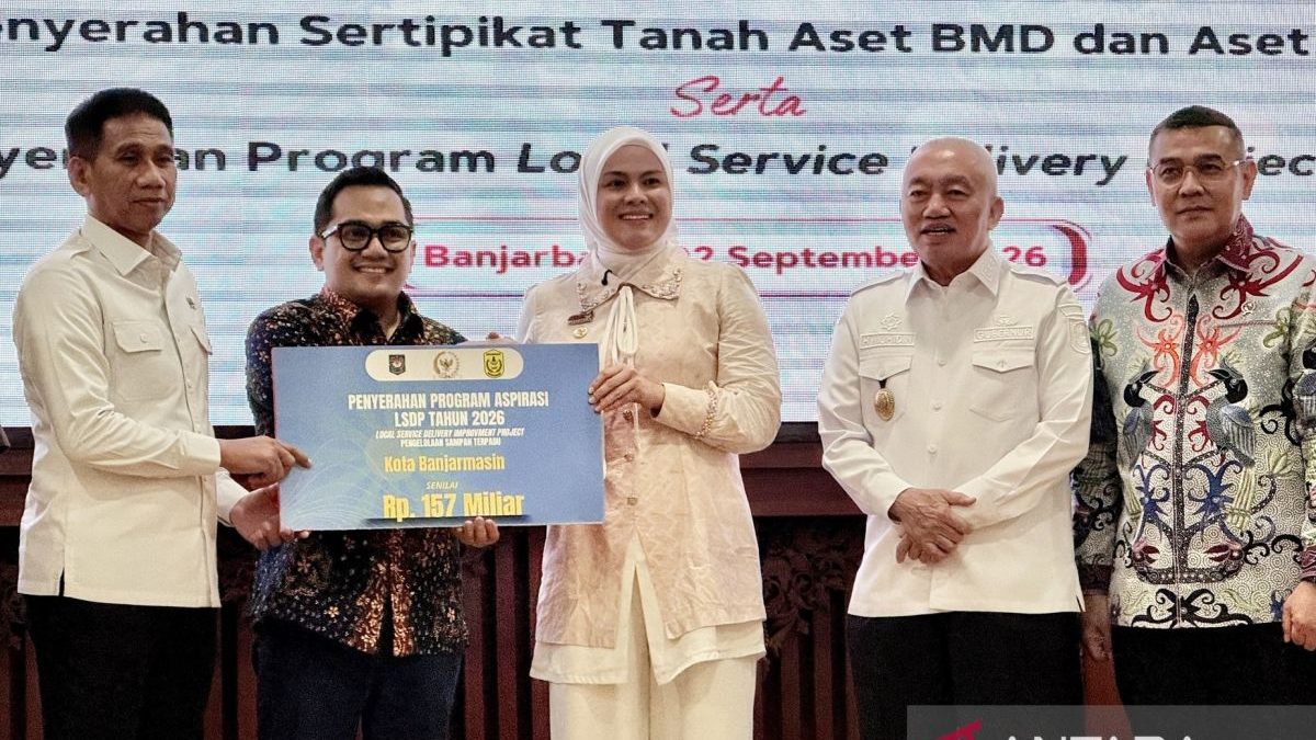 DPR RI serahkan Rp400 miliar program LSDP pengelolaan sampah di Kalsel