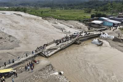 Kementerian PU gerak cepat tangani Jembatan Aih Bobo terdampak banjir